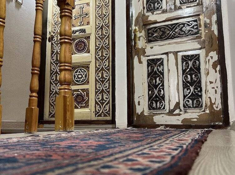 هتل şekercigiller