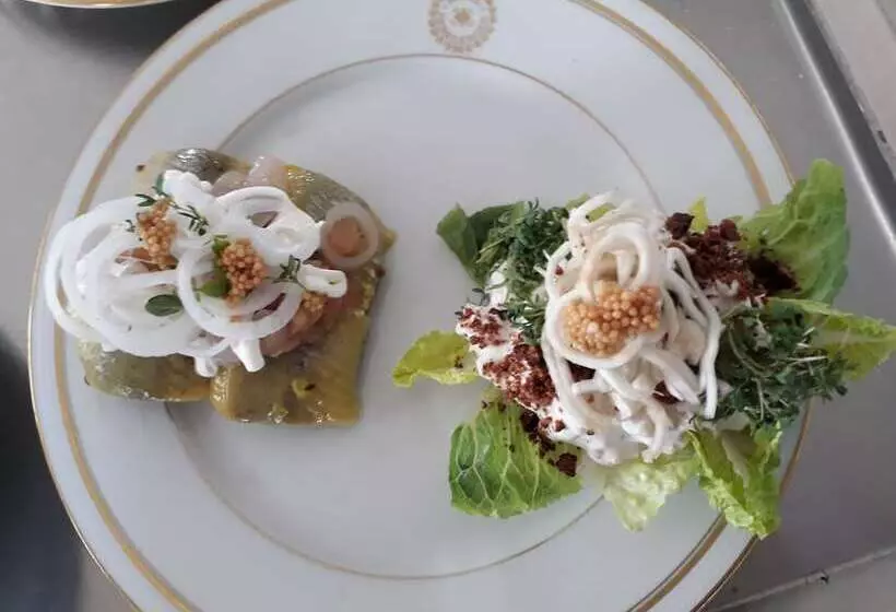 Hotelli Tante Tut & Onkel E   B & B