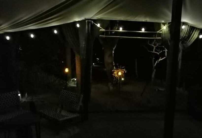 Отель Wind Rider Club