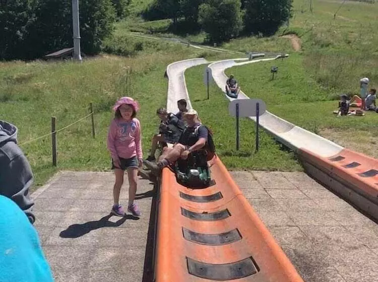 ペンション Chambres D Hôtes La Ferme De Montard