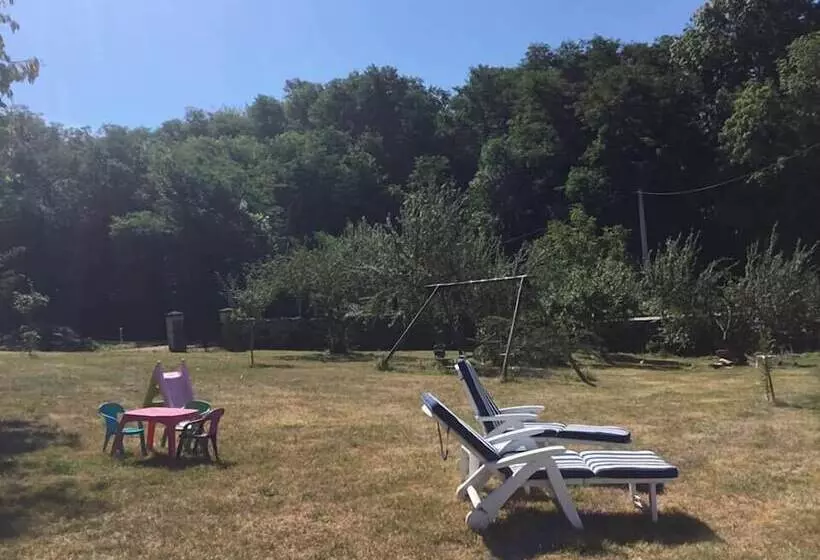 ペンション Chambres D Hôtes La Ferme De Montard