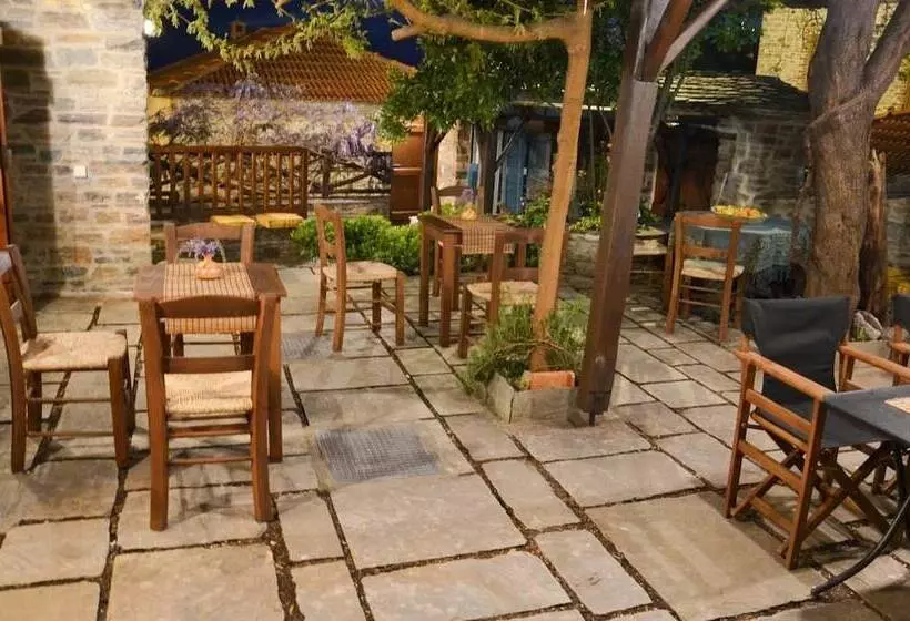 Majatalo Fyloma Villa With 5 Bedrooms