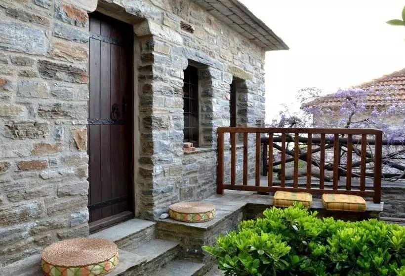 Majatalo Fyloma Villa With 5 Bedrooms