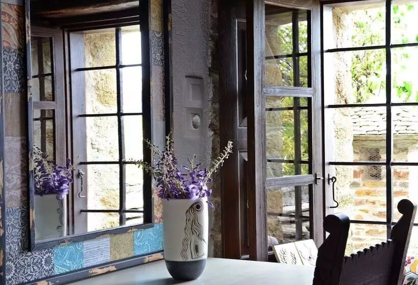 Majatalo Fyloma Villa With 5 Bedrooms