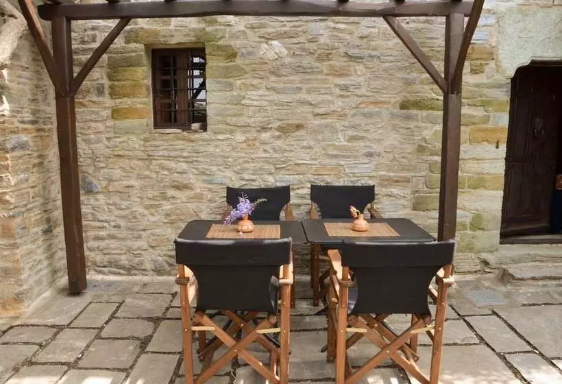 Majatalo Fyloma Villa With 5 Bedrooms