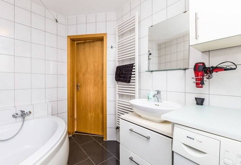 پانسیون Tripcologne Apartments Since 2013