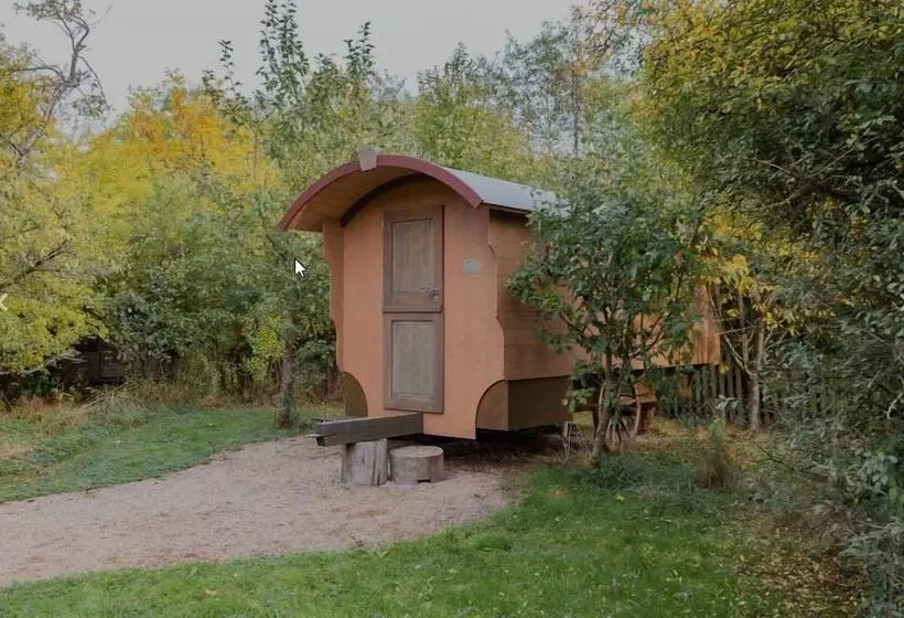Schaeferwagenhotel Campsite