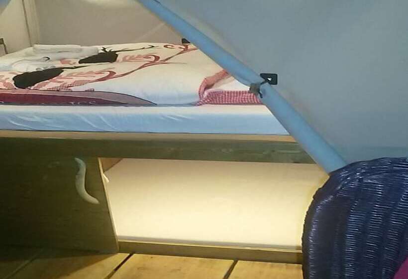 Schaeferwagenhotel Campsite