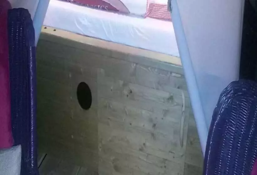 Schaeferwagenhotel Campsite