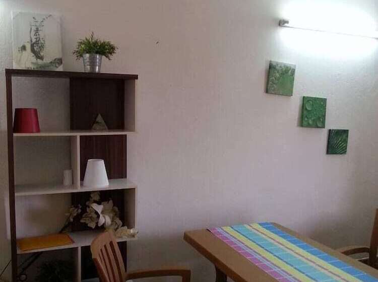 Arta Hotel De La Paix