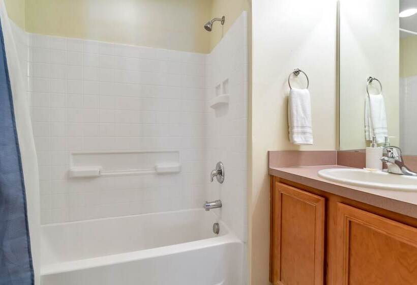 Aviana Resort Beautiful 4bd/3ba Villa #4940