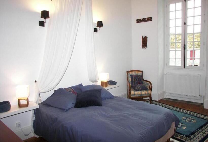 Bed and Breakfast Domaine Du Noble