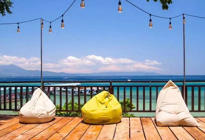 Aamiaismajoitus (B&B) Froggies Divers Bunaken