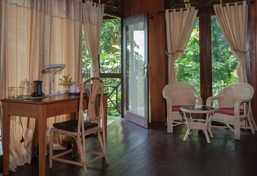 مبيت وإفطار Froggies Divers Bunaken