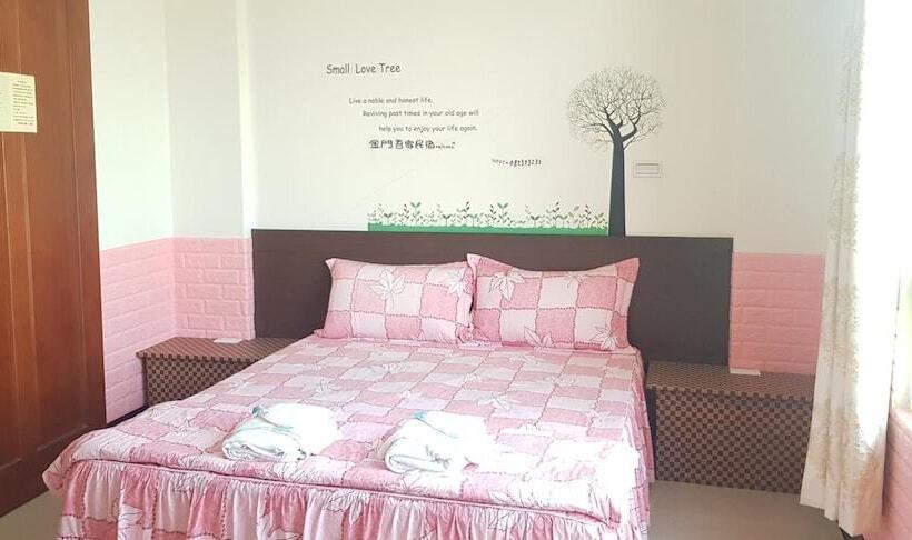 تختخواب و صبحانه Our Home