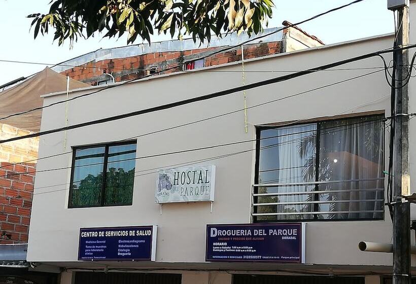 Hostal Del Parque Doradal