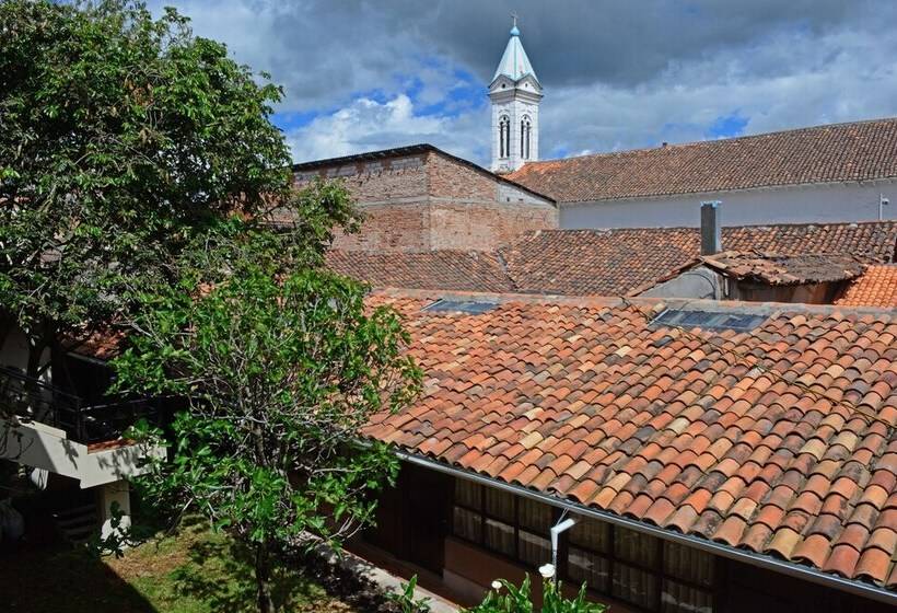 ホテル De Las Culturas