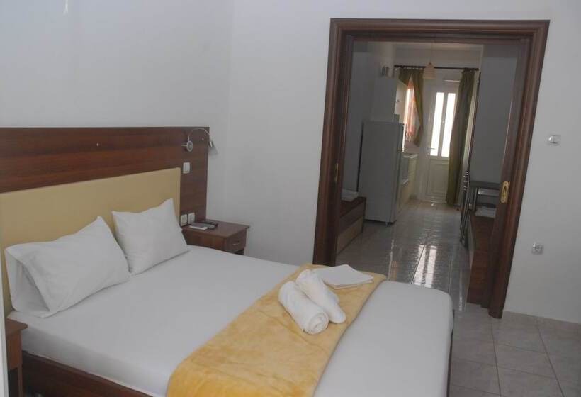 فندق Eleni Kandilari Rooms