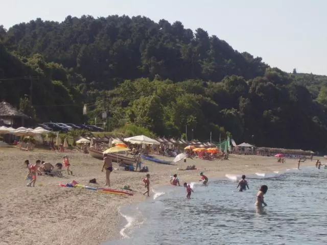 Hotelli Eleni Kandilari Rooms