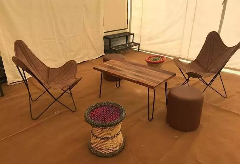 Hotelli Kanj Kiri Container Tent City Kumbh