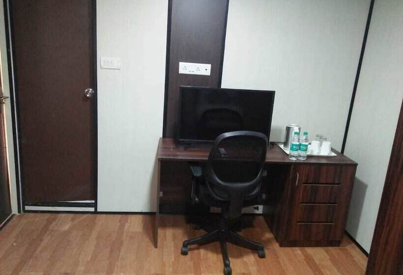 호텔 Kanj Kiri Container Tent City Kumbh