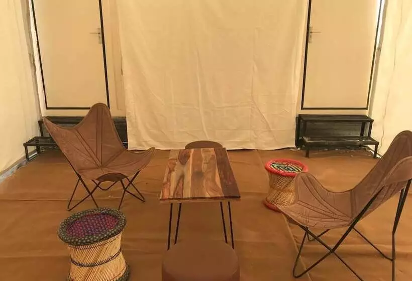 Hotelli Kanj Kiri Container Tent City Kumbh