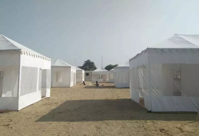 Hotelli Kanj Kiri Container Tent City Kumbh