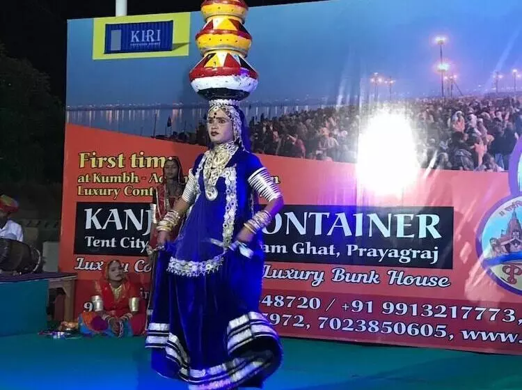 Hotelli Kanj Kiri Container Tent City Kumbh