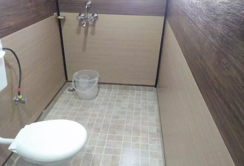 Hotelli Kanj Kiri Container Tent City Kumbh