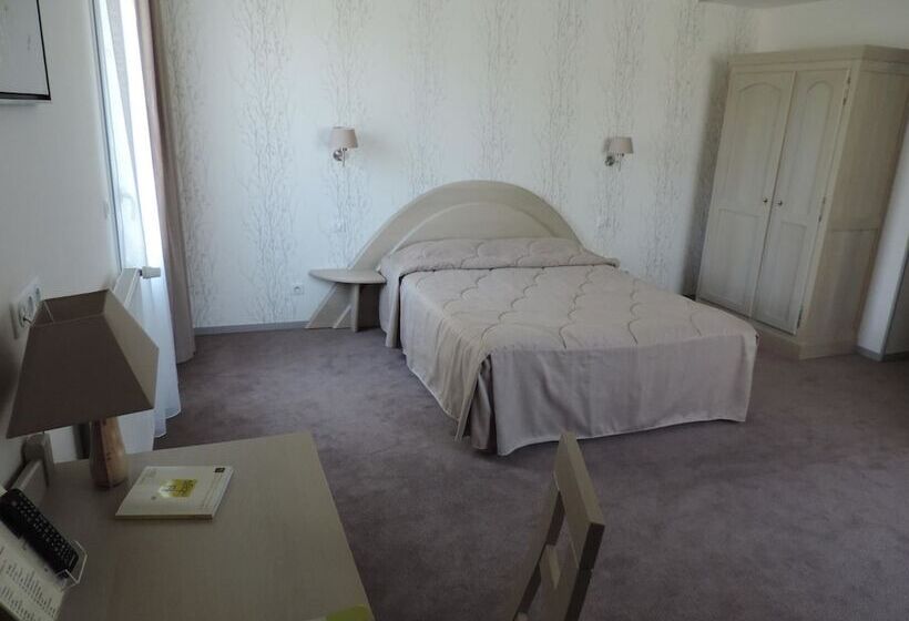 فندق Logis La Villa Des Houx