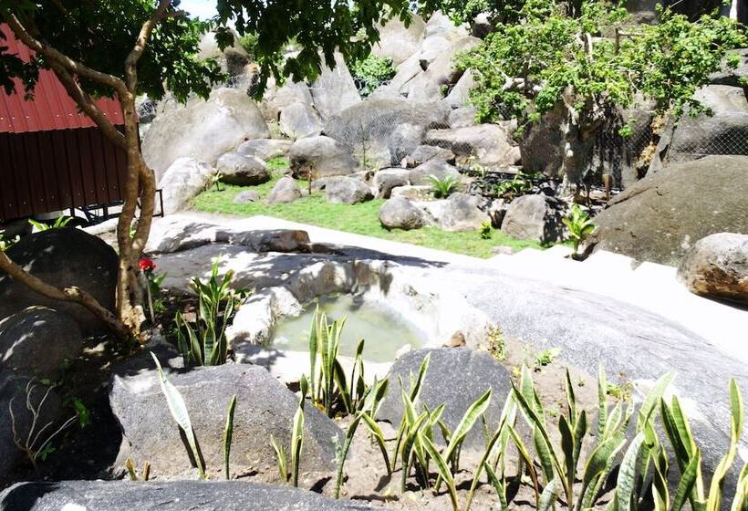 酒店 Rocky Bay Resort & Camping