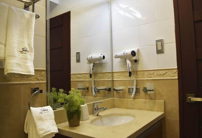 هتل Selenza Apart