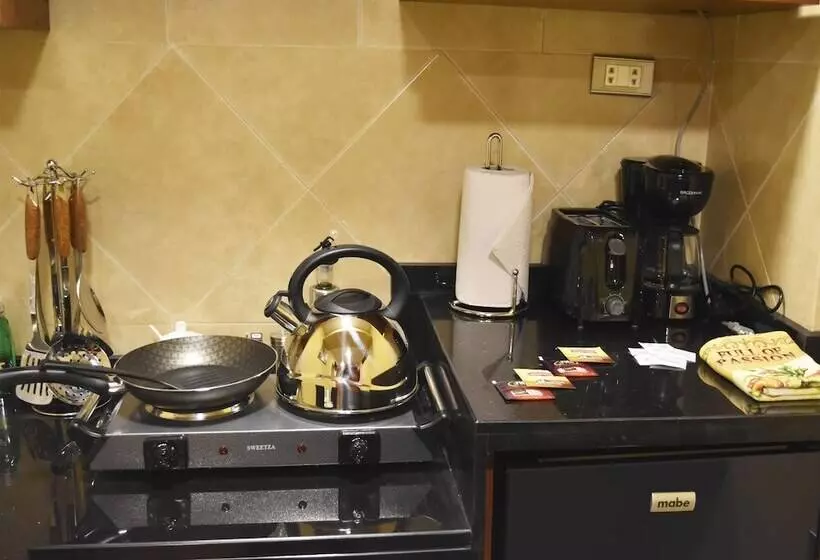 هتل Selenza Apart