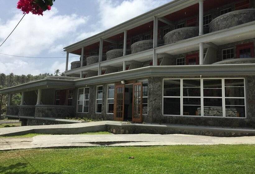 هتل Spring Gardens Resort