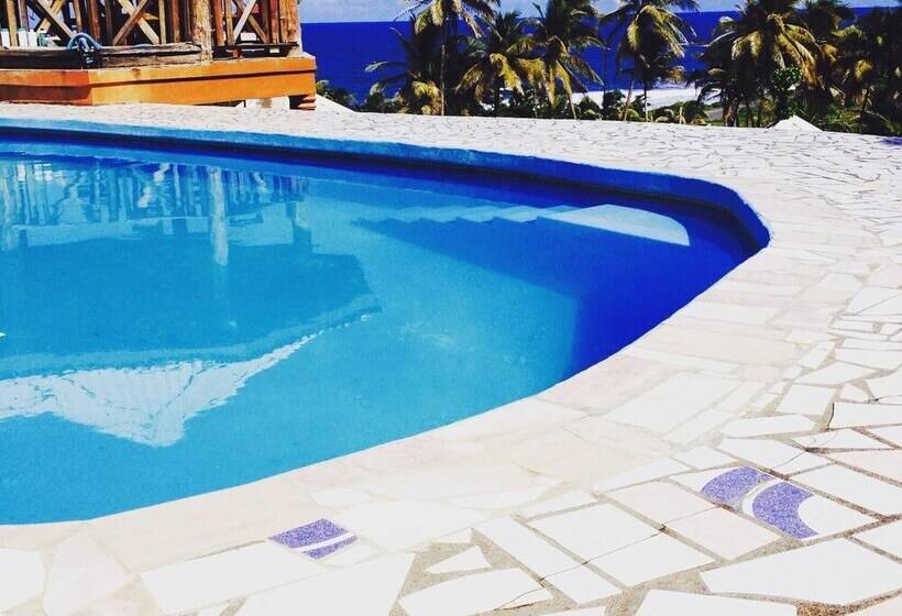 هتل Spring Gardens Resort