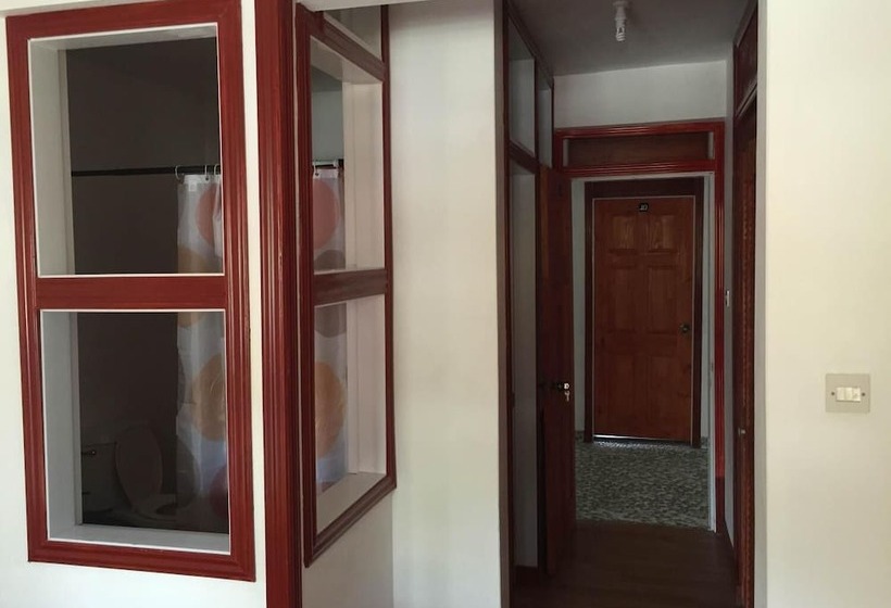 هتل Spring Gardens Resort