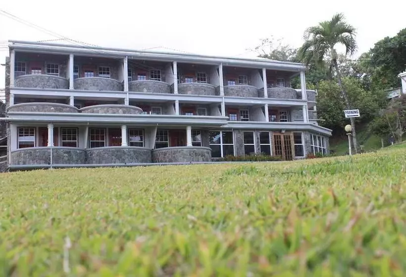 هتل Spring Gardens Resort