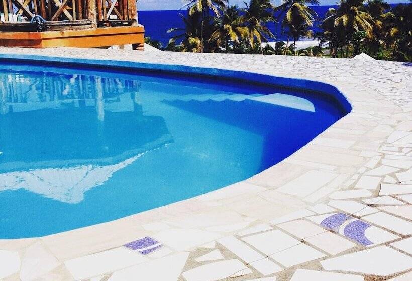 هتل Spring Gardens Resort