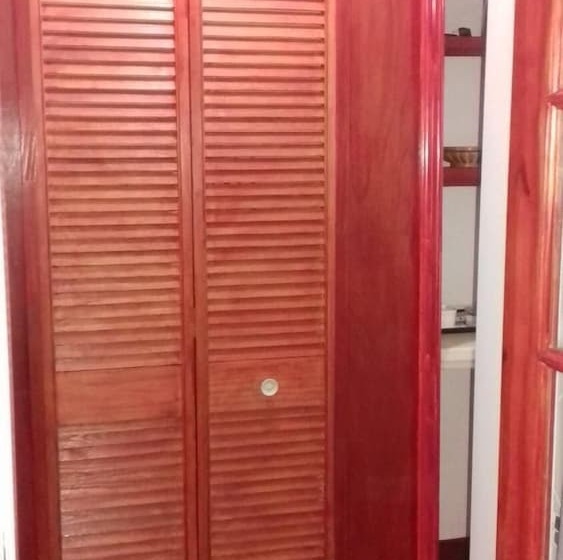 هتل Spring Gardens Resort