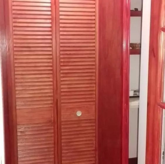 هتل Spring Gardens Resort