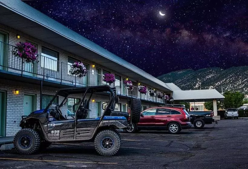 Manti Country Village Motel