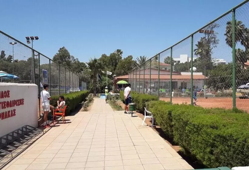 تختخواب و صبحانه Marina S Rooms Xrisopolitissa Larnaca