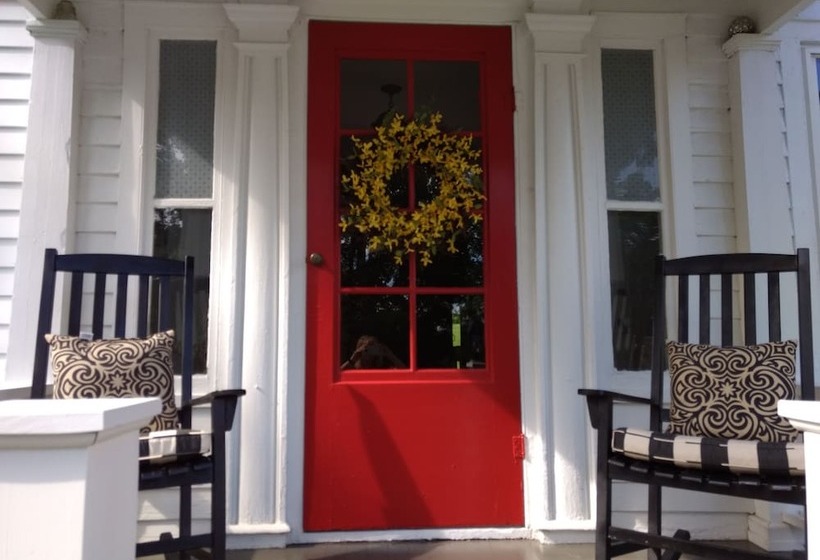 تختخواب و صبحانه The Buckmaster Inn