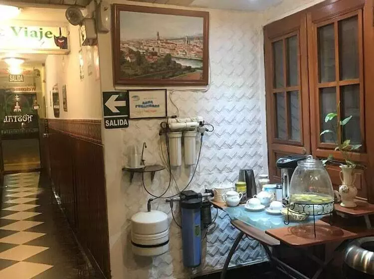 Hostal Santa Apolonia