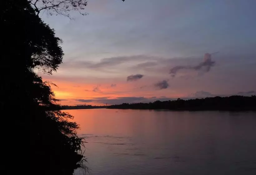 هتل روستایی Hacienda Herrera Tambopata