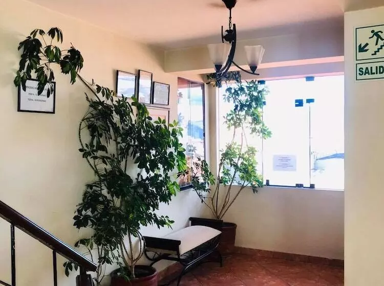 هتل Valle Del Inca