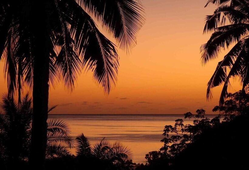 פנסיון Villa Maora