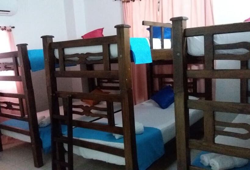 Общежитие Estudio 63 Playa Los Cocos