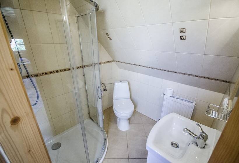 مبيت وإفطار Agroturystyka Sarenka