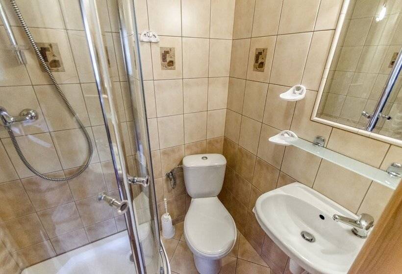 مبيت وإفطار Agroturystyka Sarenka